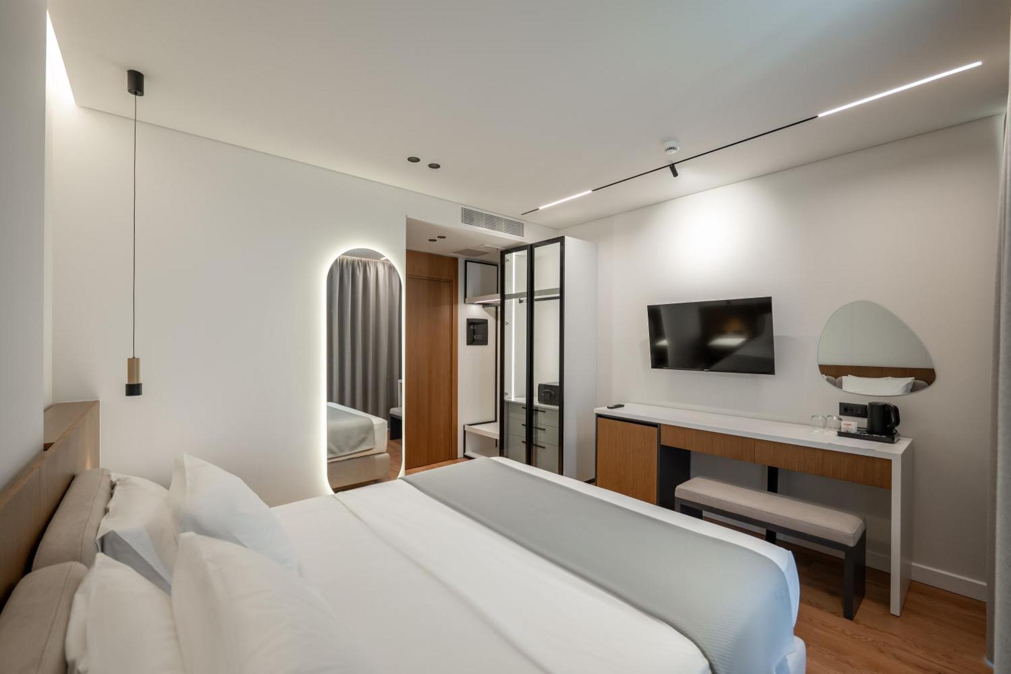 Euro Hotel Ksamil Extérieur photo