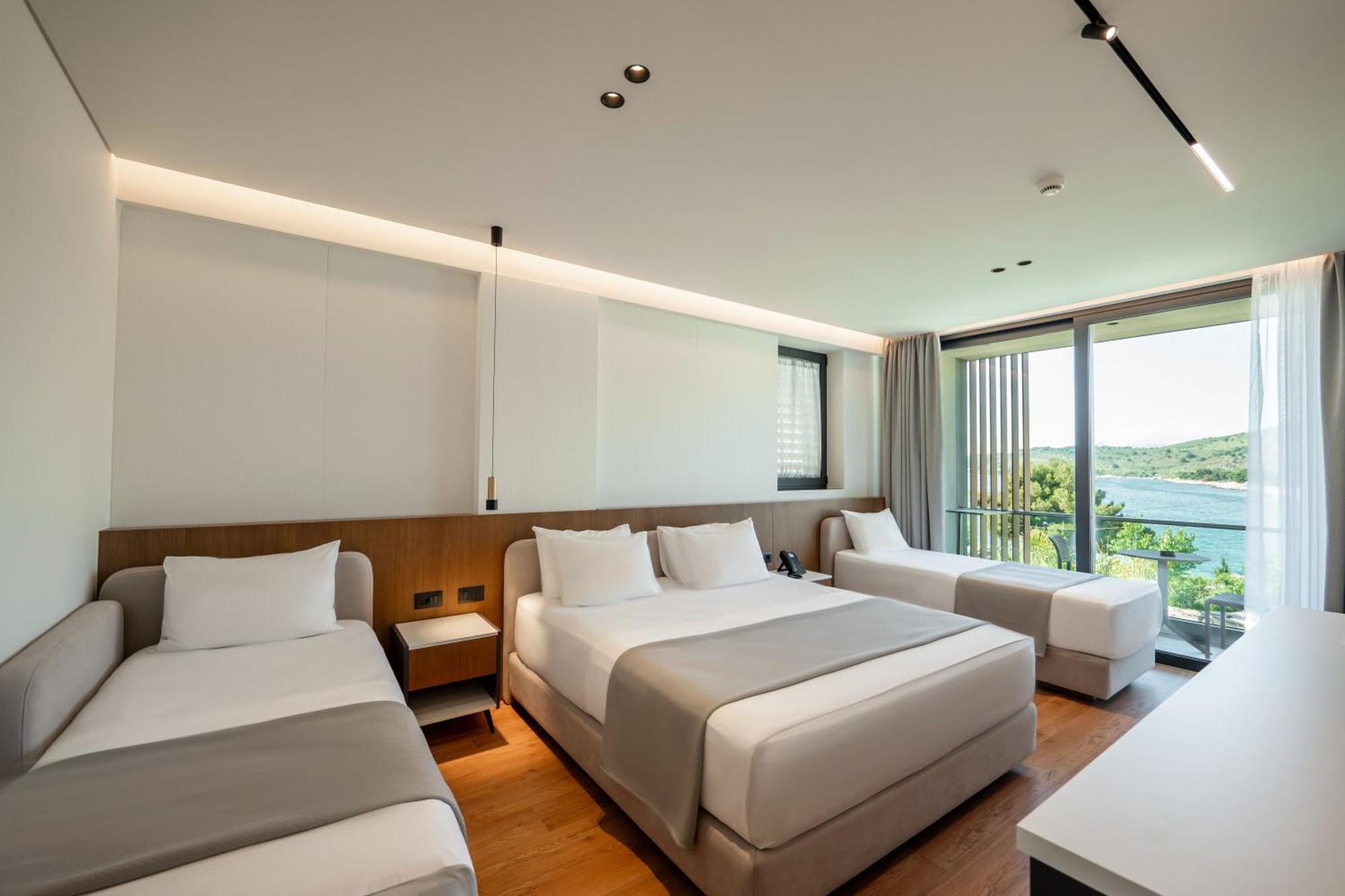 Euro Hotel Ksamil Extérieur photo